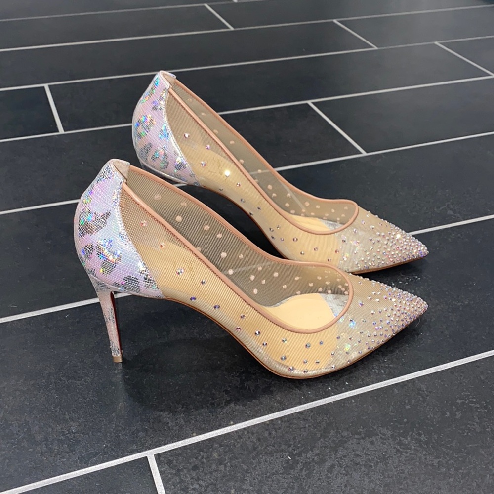 Beautiful Christian louboutin!!!! Follies, 85mm